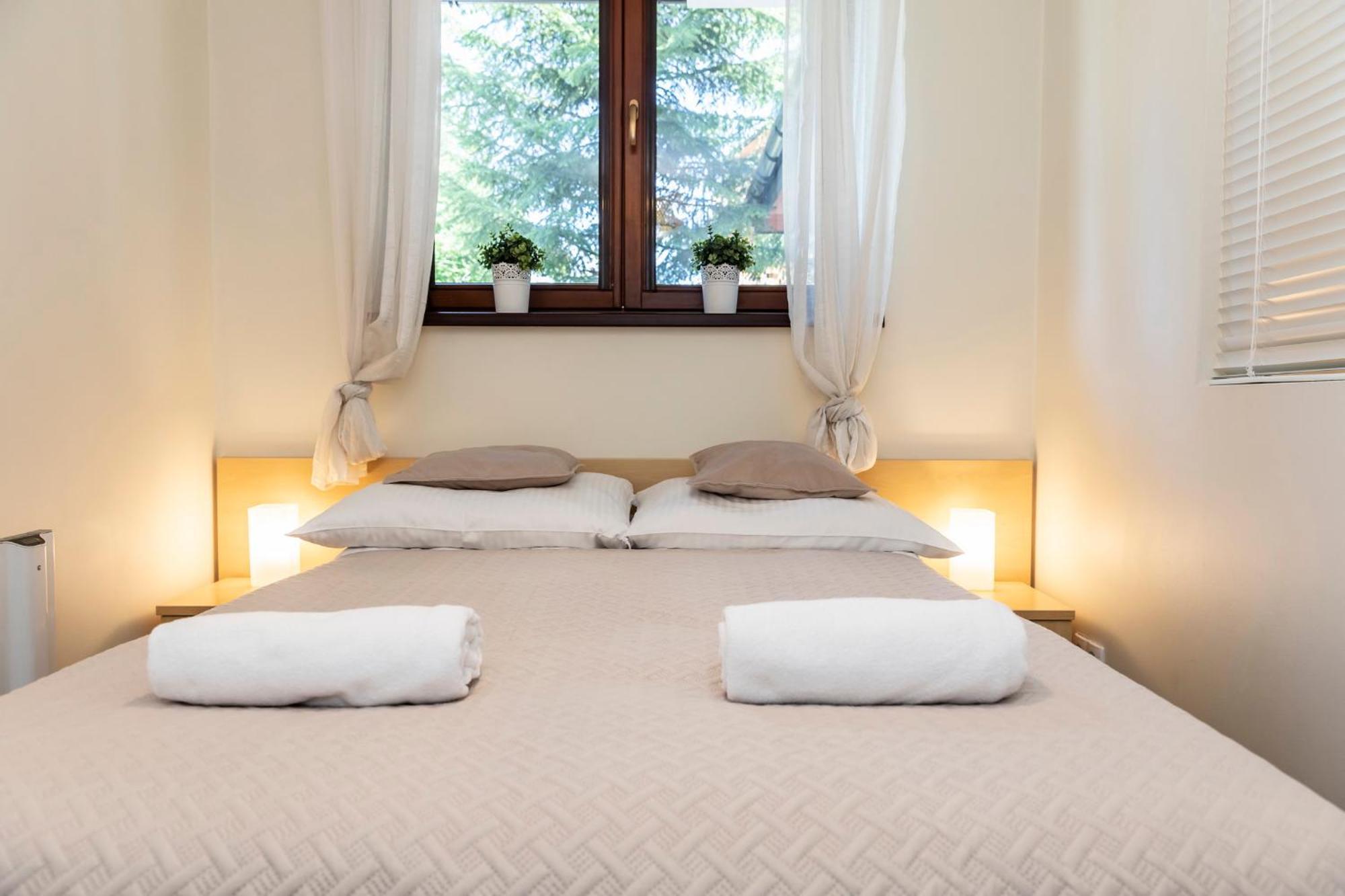 Udanypobyt Apartamenty Przy Dolinach C I D Koscielisko Room photo